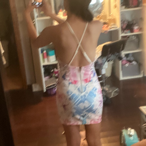 LF Dress - Picture 3 of 3